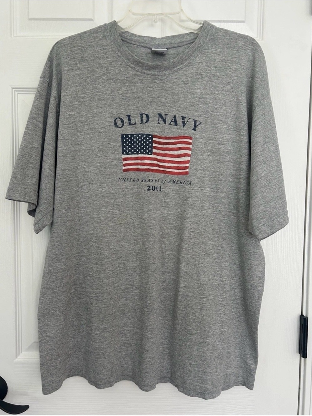 Vintage Old Navy TShirt Unisex 2XL Gray American Flag Patriotic 2001 Y2K 9/11
